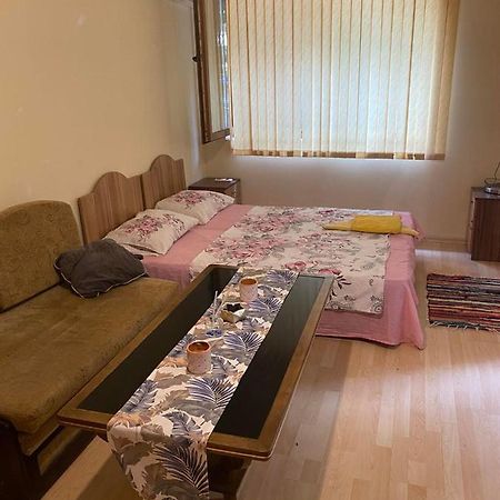 Апартамент Столетов Варна Екстериор снимка