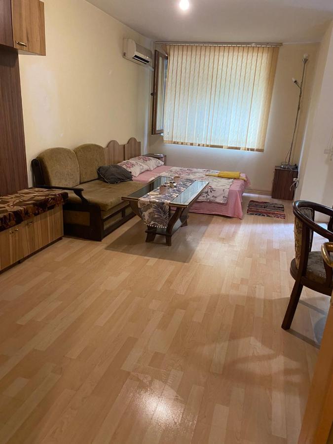Апартамент Столетов Варна Екстериор снимка